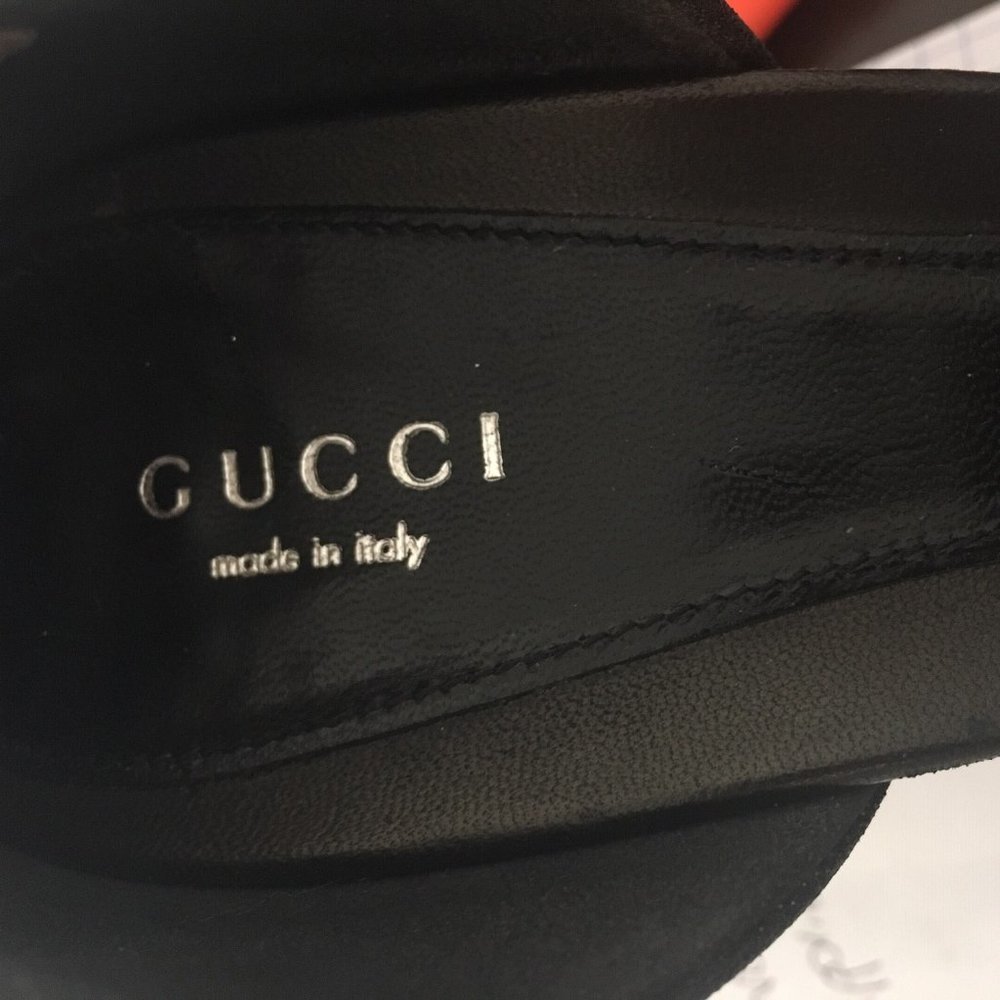 Authentic Gucci - Picture 3 of 4
